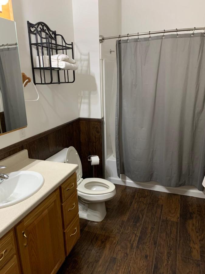 Zion'S Most Wanted Hotel Hildale Экстерьер фото