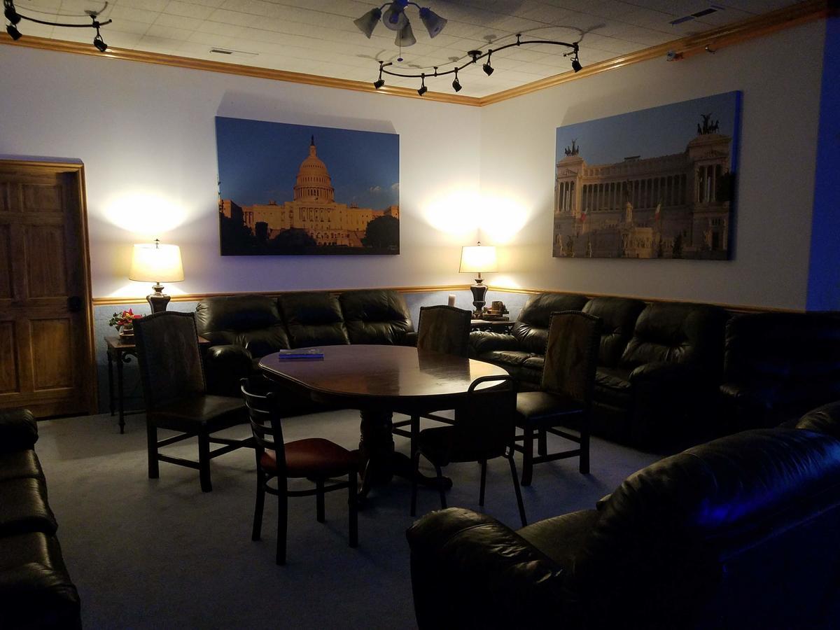 Zion'S Most Wanted Hotel Hildale Экстерьер фото